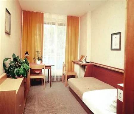 Academia Hotel Viena