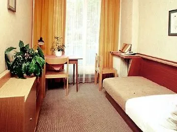 Academia Hotel Viena